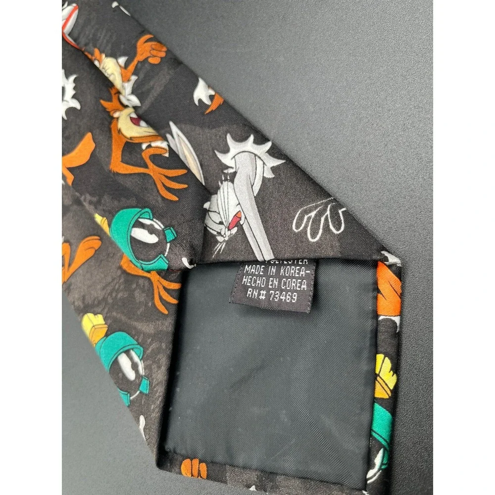 Looney Tunes Mania 1994‎ Mens Neck Tie Bugs Bunny Daffy Taz Marvin the Martian